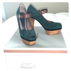 MARNI green suede heels size Eu 39